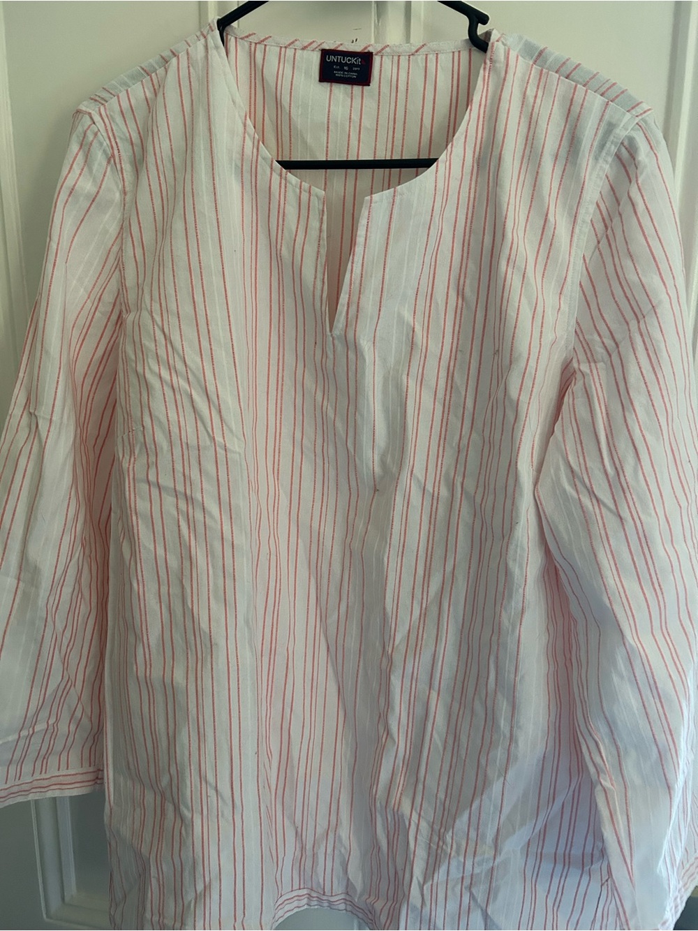 UNTUCKit White Tunic Shirt with Pink Stripes
